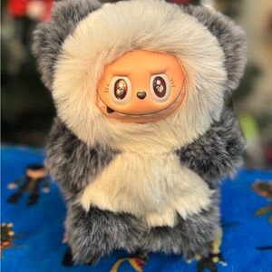 Custom Labubu (gray and white bear with silver hearts in eyes)
